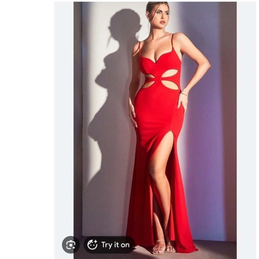 Ladivine by Cinderella Divine Red Cutout High Slit Formal Gown Dress Small